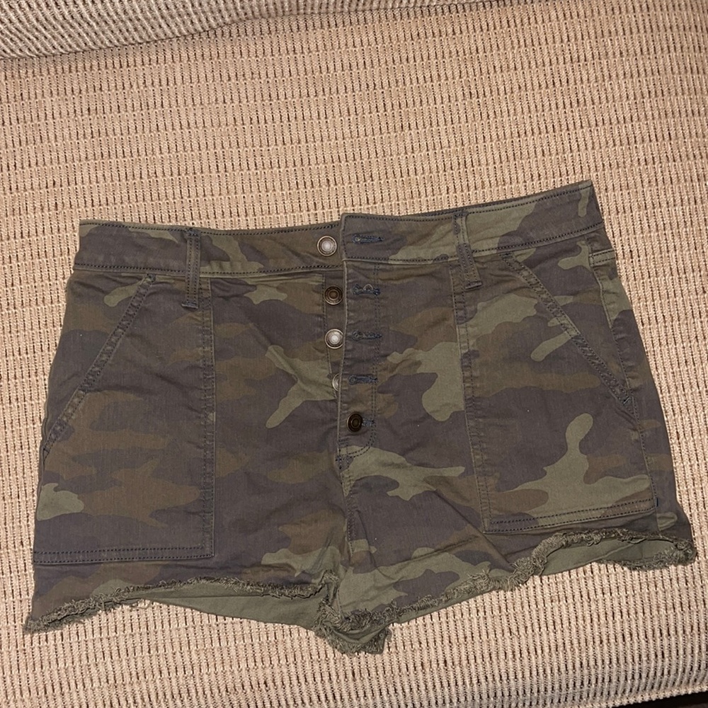 Camo print Utility shorts